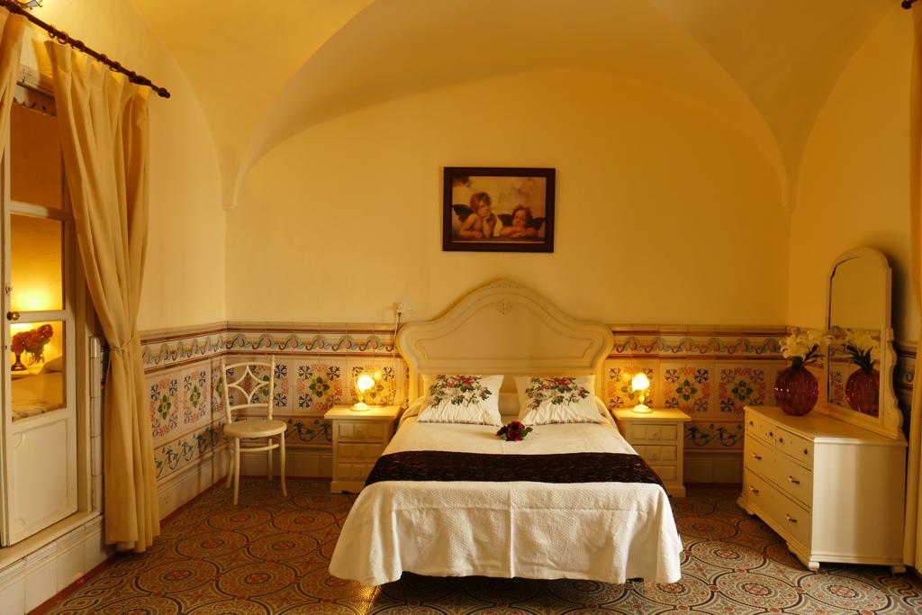 Alojamientos Turisticos Biarritz Fuenteheridos Room photo